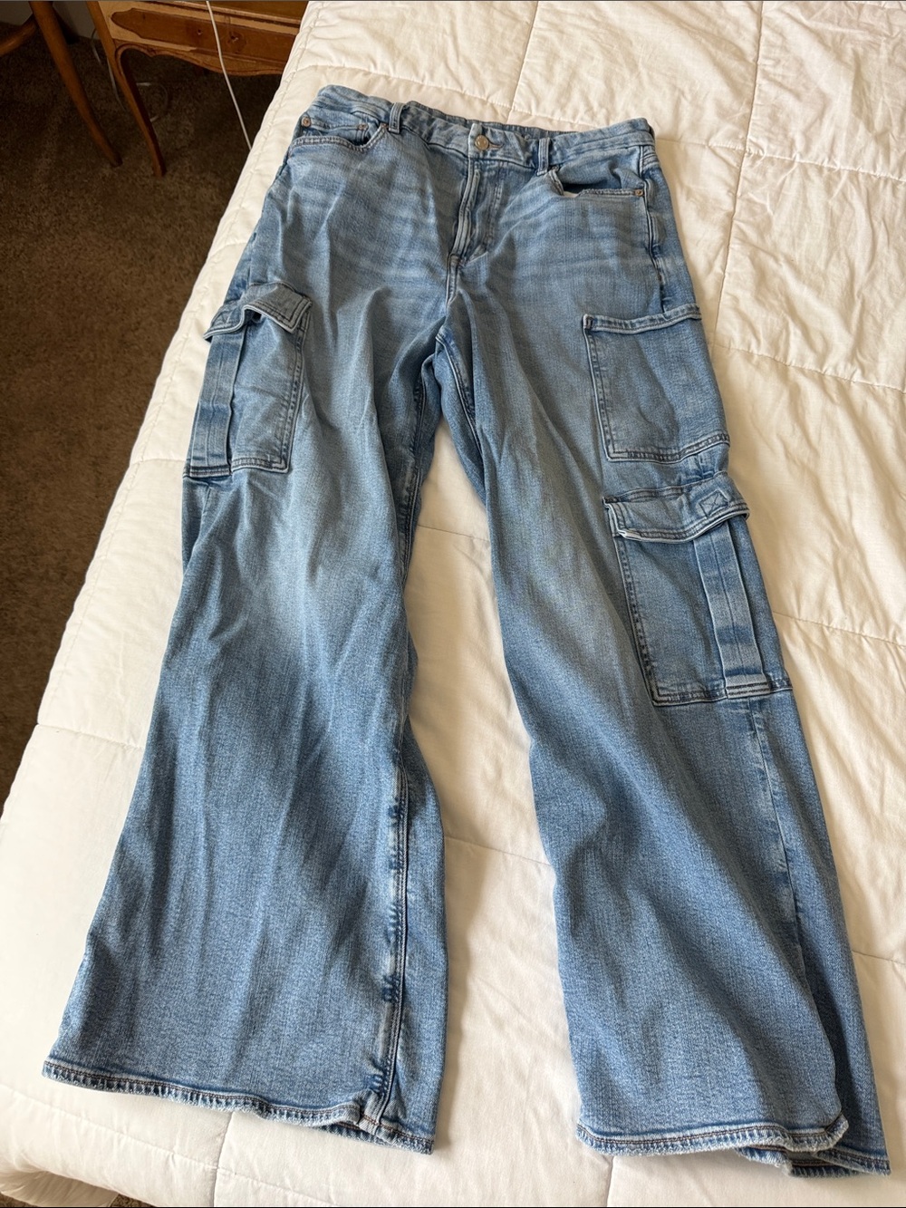 American Eagle Outfitters Light Blue Bootcut Cargo Jeans
